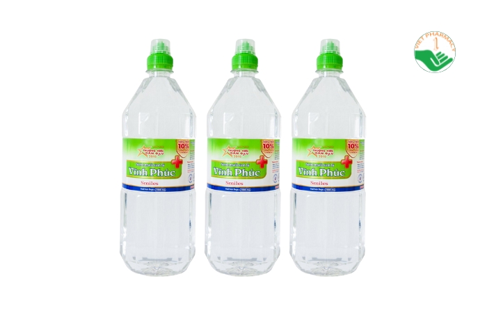 dung-nuoc-muoi-sinh-ly-sau-khi-nan-mun Vệ sinh da bằng nước muối sinh lý sau khi nặn mụn