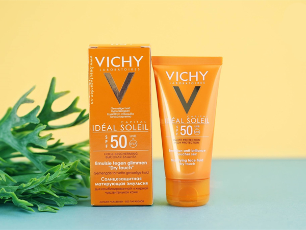 Kem chống nắng Vichy Ideal Soleil Anti-Aging SPF 50