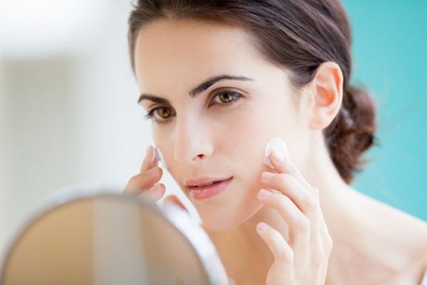 Những lưu ý khi sử dụng kem trị mụn để đạt hiệu quả tốt nhất