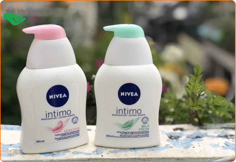 Dung dịch vệ sinh phụ nữ Nivea Intimo