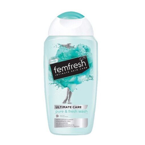 Dung dịch vệ sinh phụ nữ cao cấp cho da nhạy cảm Femfresh Pure & Fresh Wash 250ml