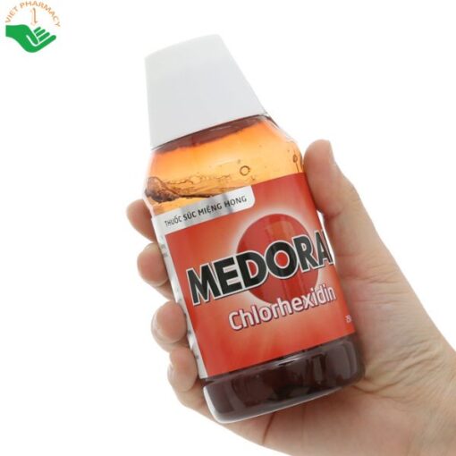 Nước súc miệng Medoral Chlorhexidin