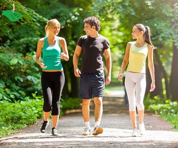 Rèn luyện cách đi bộ giảm mỡ bụng của người Nhật Bản