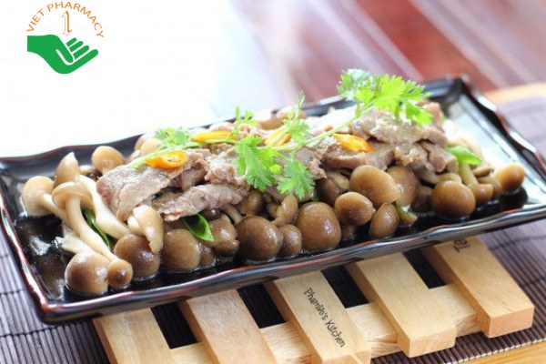 Nấm linh chi có thể xào chung với thịt bò