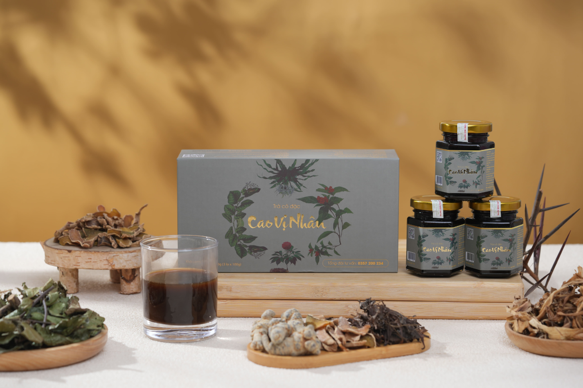 Cao Vị Nhân hỗ trợ cho người u xơ tử cung và u nang bình thường, u vú (Hộp 3 lọ x 100 gram)