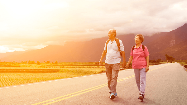 di-bo-cho-nguoi-thoai-hoa-khop-hang