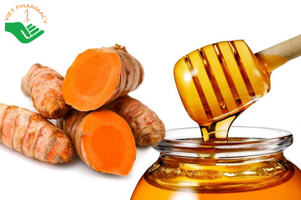 dung-nghe-lam-cach-tri-mun-boc-nhanh-nhat-trong-1-dem Nghệ giúp ngăn ngừa vi khuẩn và viêm mụn, còn mật ong làm dịu da