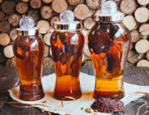 naml-linh-chi-ngam-ruou