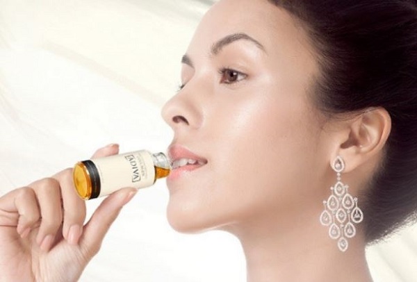 Những câu hỏi liên quan và một số lưu ý khi sử dụng collagen nước