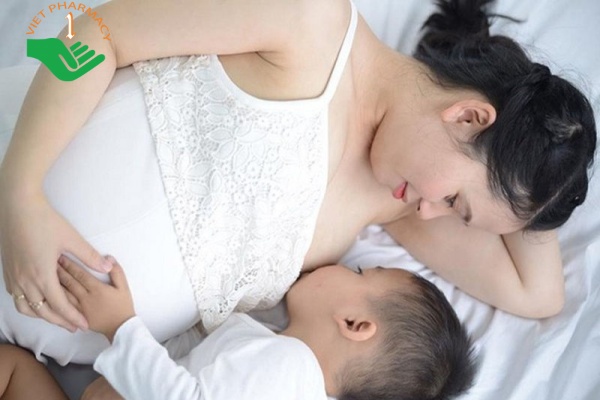 Phụ nữ mang thai và cho con bú không nên sử dụng cao hồng sâm