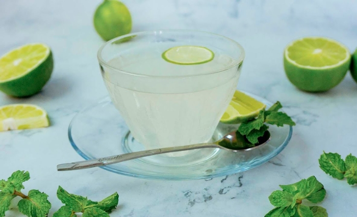 Nước chanh nóng giúp giải rượu hiệu quả với cách làm đơn giản