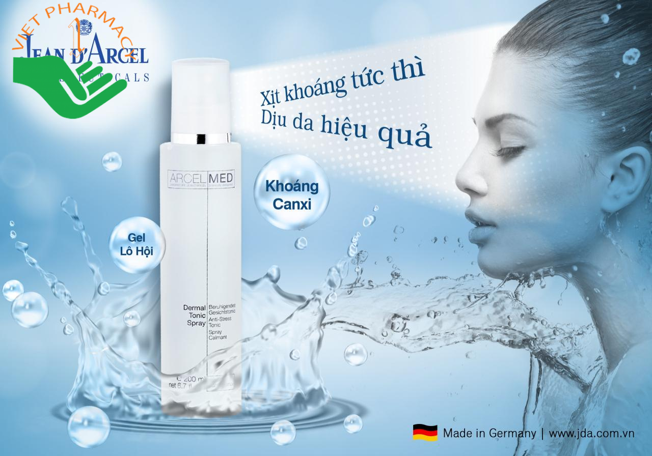Nước xịt khoáng làm dịu da Jean Darcel Dermal Tonic Spray