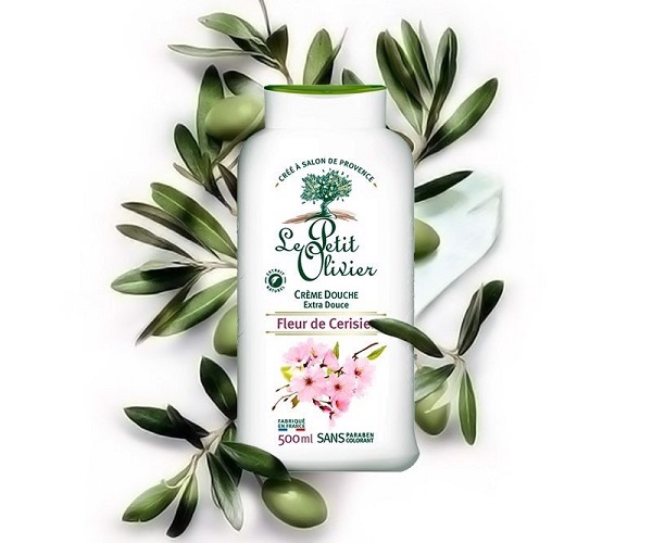 Sữa tắm dưỡng trắng da Hoa Hạnh Nhân Chez Le Petit Olivier