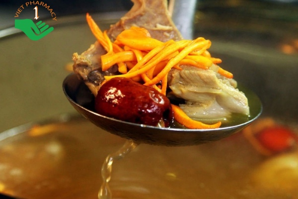 Canh đông trùng hạ thảo là món ăn bổ dưỡng, giữ được dưỡng chất của thảo dược