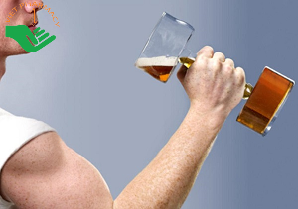Tập gym không nên uống rượu bia