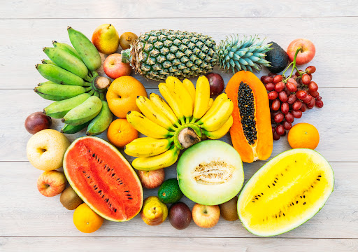 Hoa quả tươi rất tốt cho người bị thoái hóa đốt sống lưng