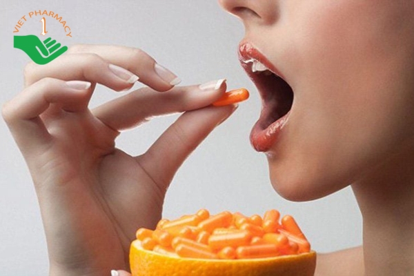 Lựa chọn thời điểm uống vitamin C giúp tăng hiệu quả làm trắng