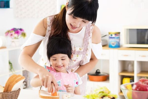 Lời khuyên từ các chuyên gia khi sử dụng thuốc bổ cho bé