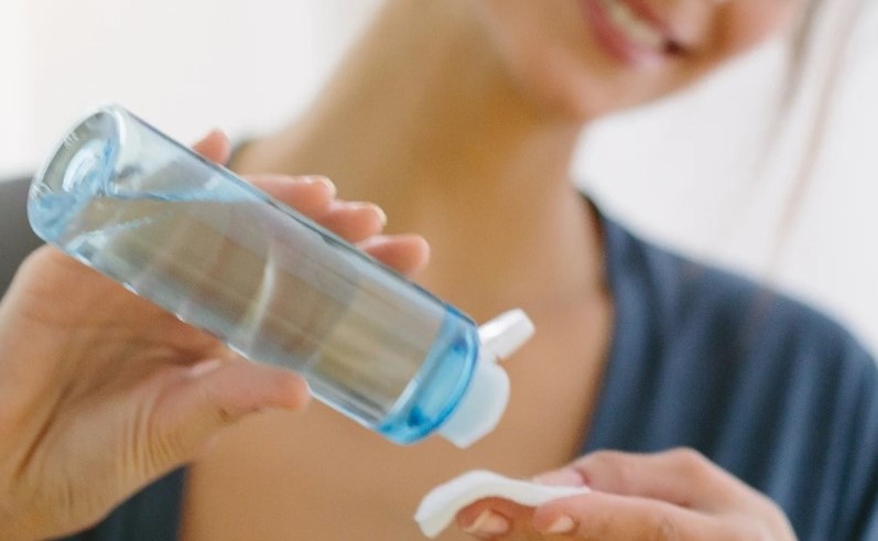 Top toner cho da dầu mụn tốt nhất hiện nay