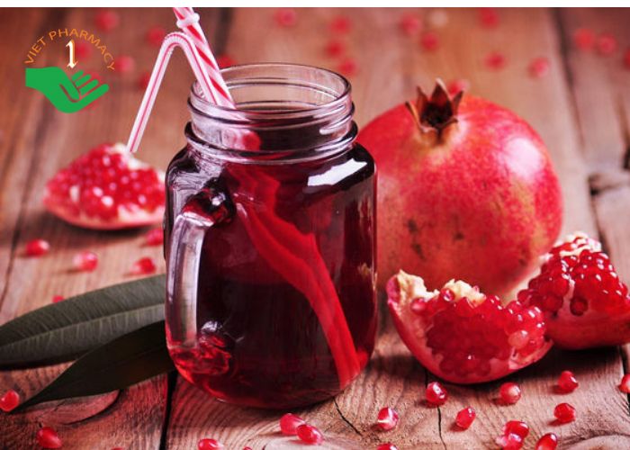 Uống nước ép lựu trước bữa ăn có thể giảm lượng calo tiêu thụ thụ trong bữa ăn