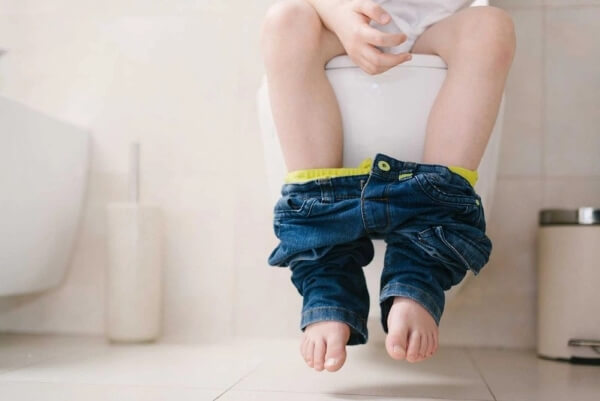 Uống thuốc tẩy giun có đi ngoài ra giun không?