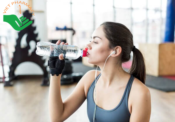 Bổ dung nước cho người tập gym vô cùng quan trọng