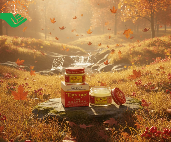 Dầu Cù Là Phong Thấp Chỉ Thống Cao Thiên Thảo 30g Trường Sơn giảm đau thần kinh tọa, phong thấp, đau khớp (Hộp 30g)