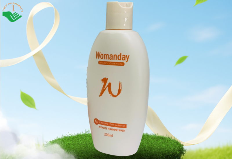 Dung dịch vệ sinh phụ nữ WomanDay làm sạch, khử mùi hôi (Chai 200ml)