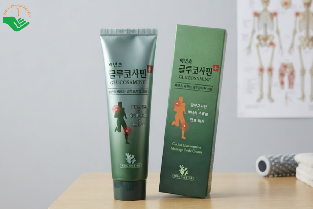 Dầu lạnh xoa bóp Glucosamine Hàn Quốc hỗ trợ giảm đau nhức xương khớp, đau mỏi vai gáy (Chai 150ml)